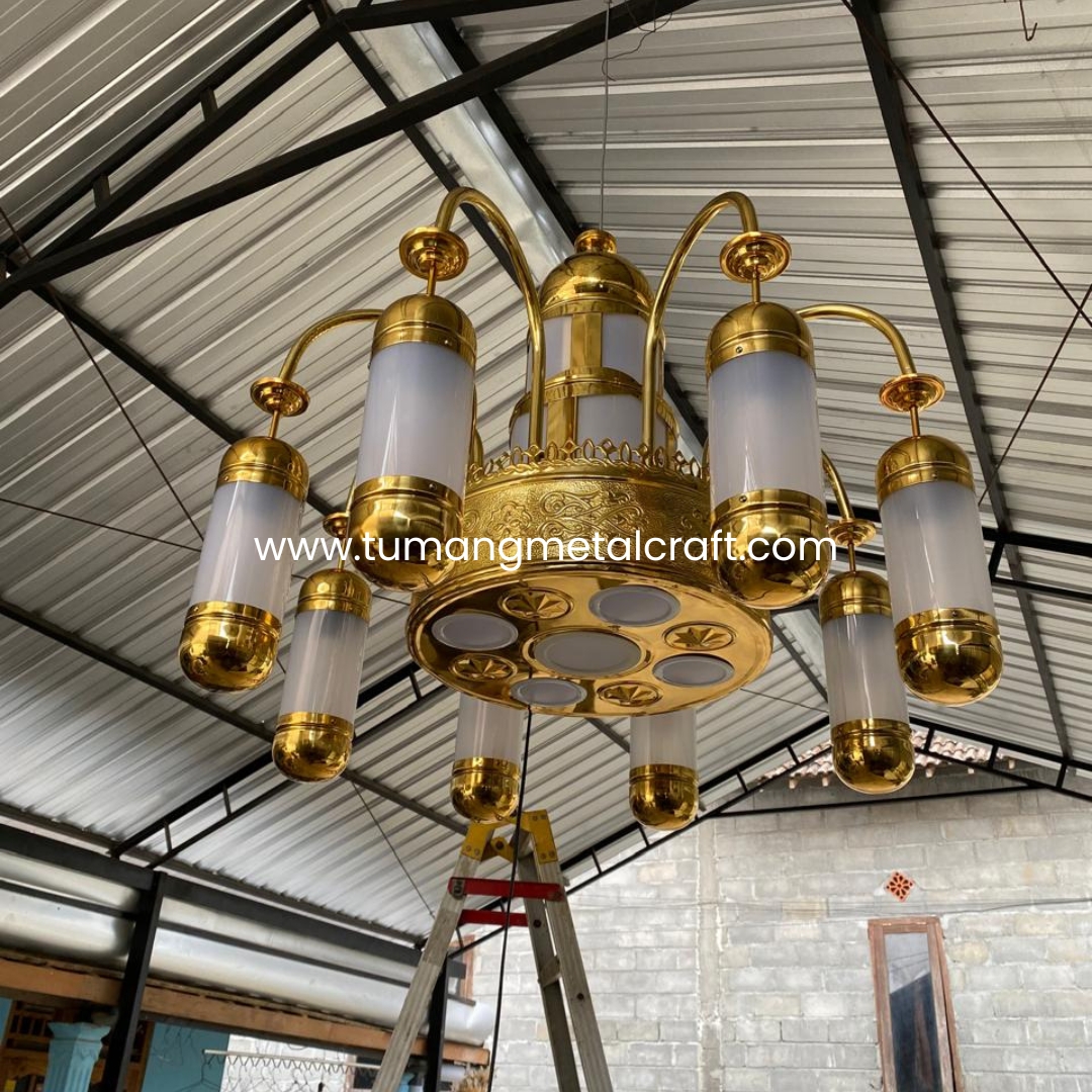 Lampu Gantung Masjid Madinah